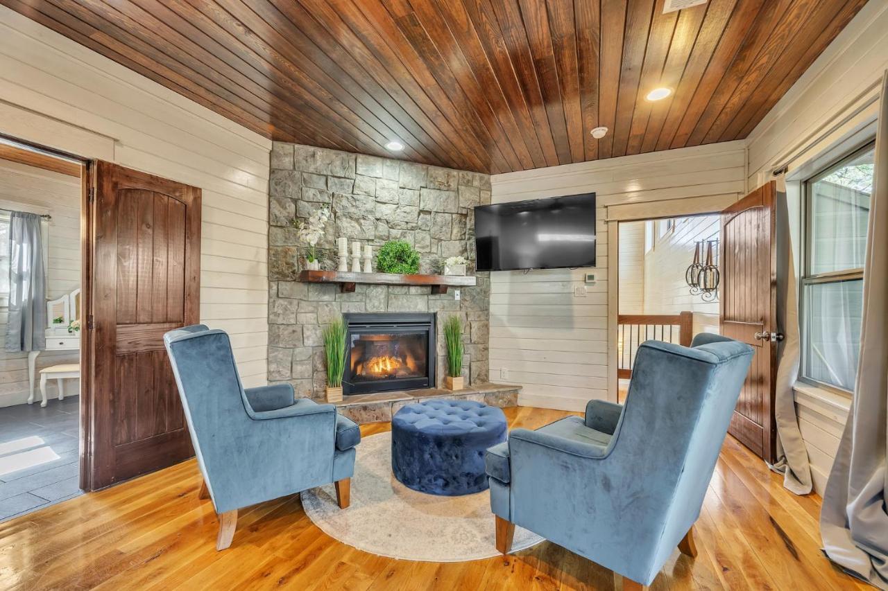 Merlot Mountain - Heated Spa Pool And Hot Tub! Cabin Broken Bow Extérieur photo