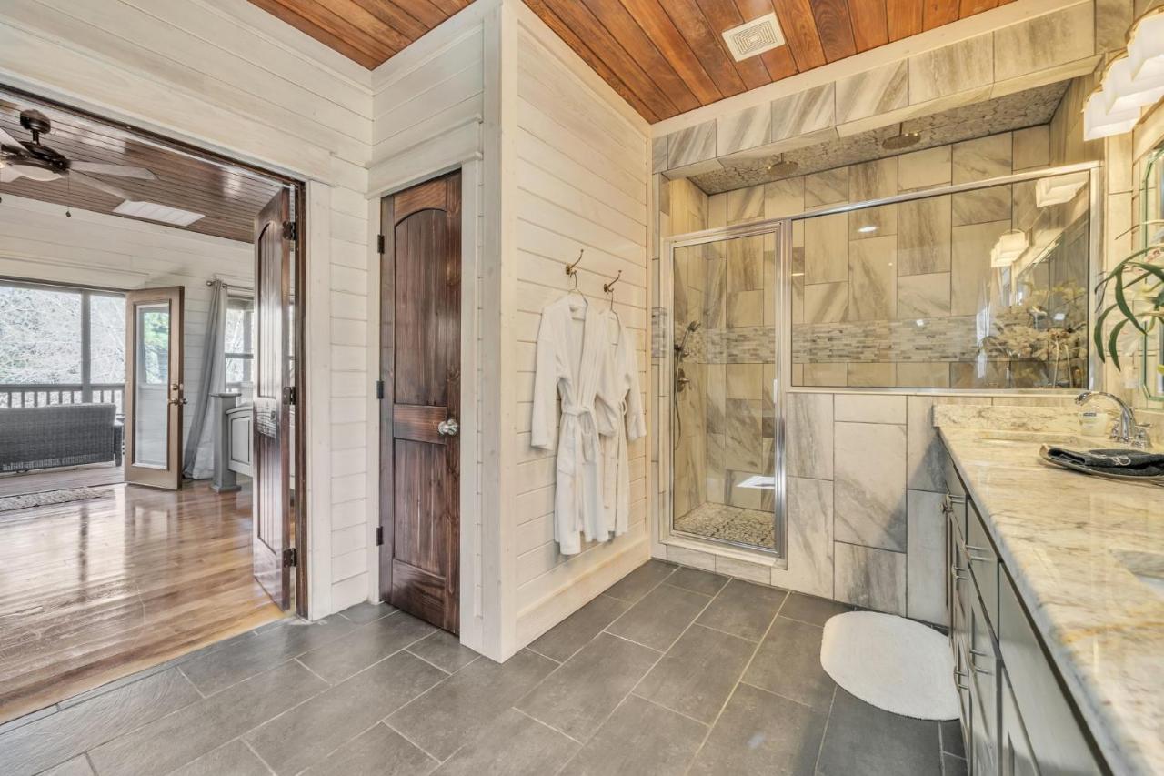 Merlot Mountain - Heated Spa Pool And Hot Tub! Cabin Broken Bow Extérieur photo