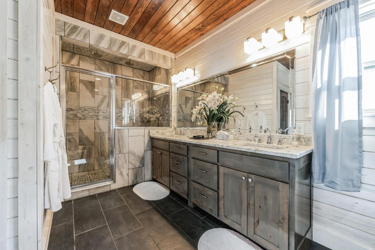 Merlot Mountain - Heated Spa Pool And Hot Tub! Cabin Broken Bow Extérieur photo