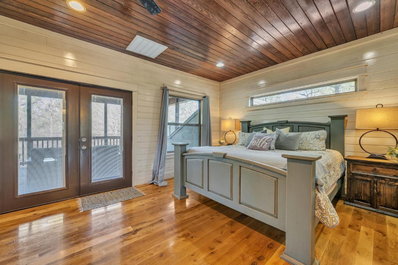 Merlot Mountain - Heated Spa Pool And Hot Tub! Cabin Broken Bow Extérieur photo