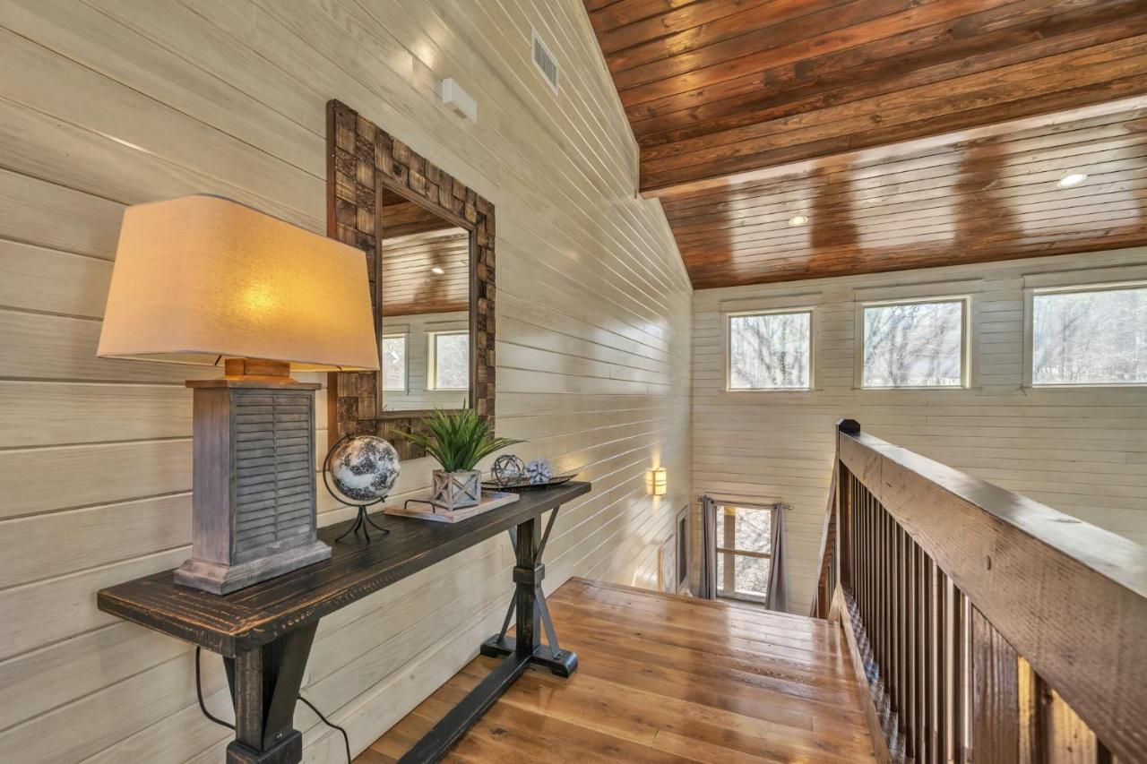 Merlot Mountain - Heated Spa Pool And Hot Tub! Cabin Broken Bow Extérieur photo